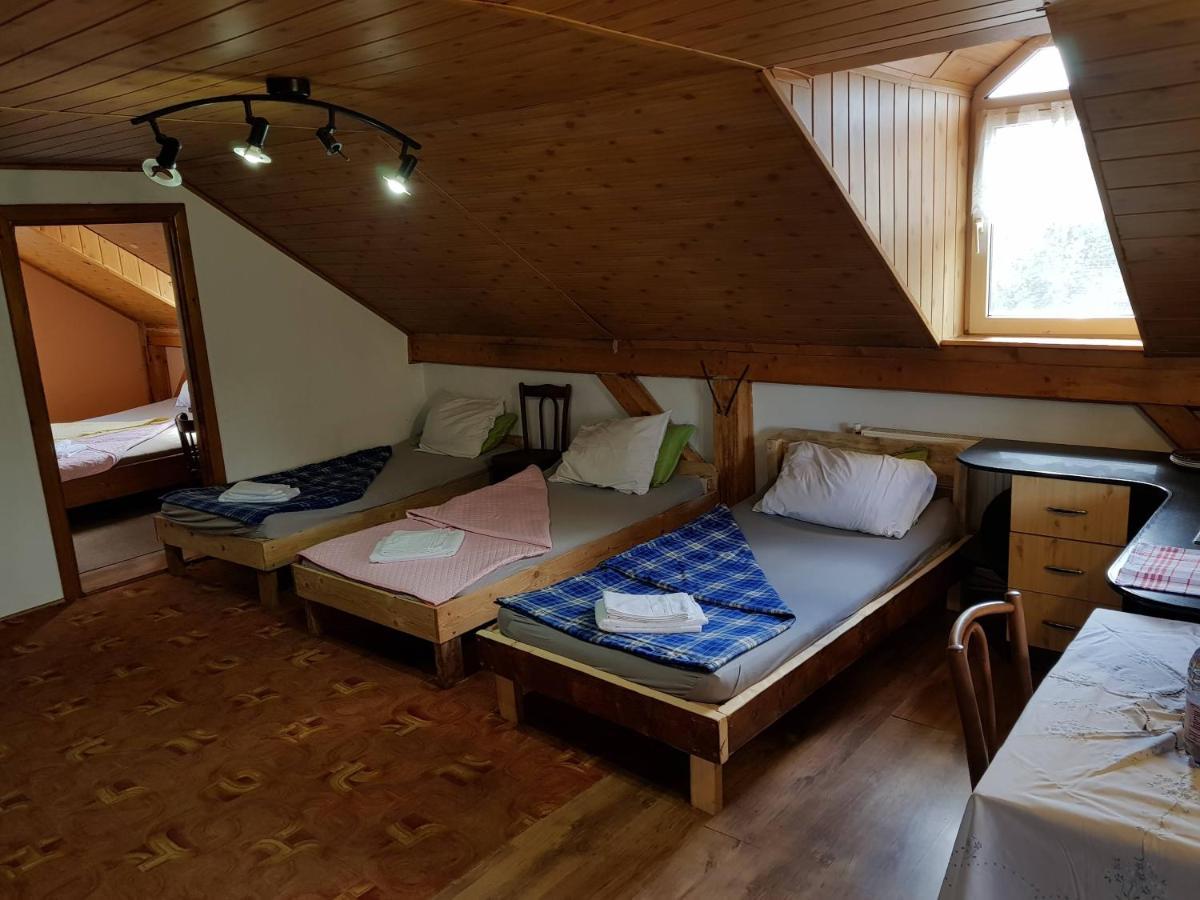 Hompot Accommodation Deva Exterior photo